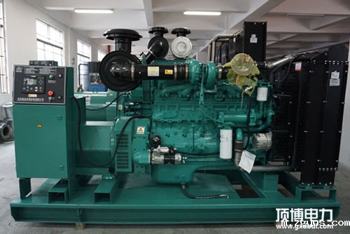 正在处理康明斯发电机组熄火故障