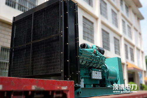 康明斯500千瓦柴油发电机多少钱?