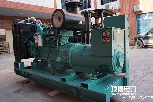 柴油发电机组维护时添加加水箱宝是什么?