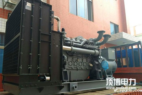 300KW无动柴油发电机组