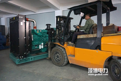 厂家电力的柴油发电机组交货